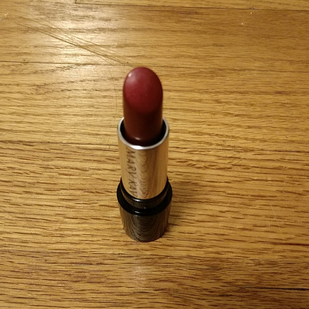 Apple berry gel semishine lipstick